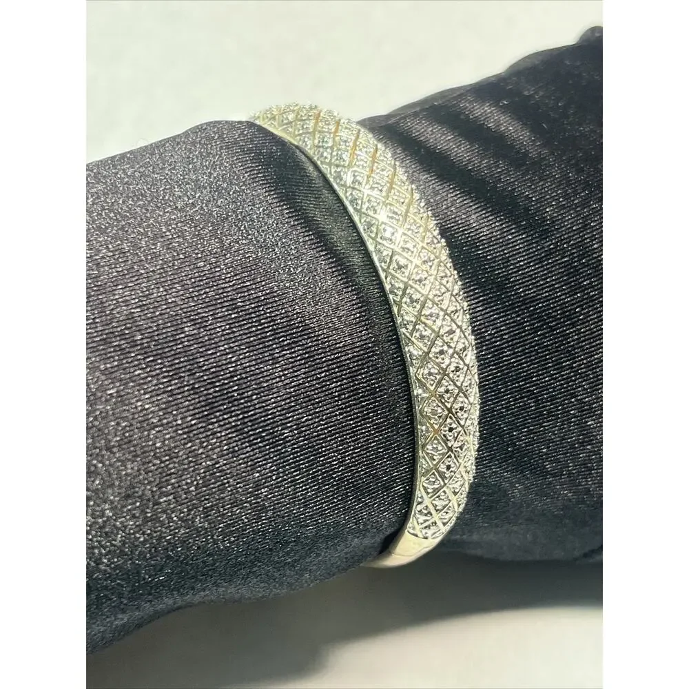 Unbranded vintage gold